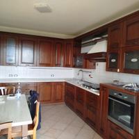Cucina usata completa di elettrodomestci