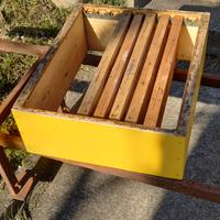 MATERIALE APISTICO  VARIO 