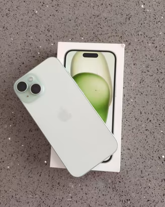 iPhone 15 256GB - 97% stato batteria - 127 cicli