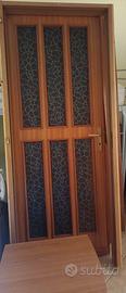 4 Porte interne in legno con vetri decorati