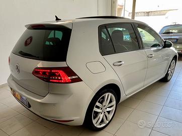 Volkswagen Golf 2.0 TDI 5p. Highline (Tetto+Led)