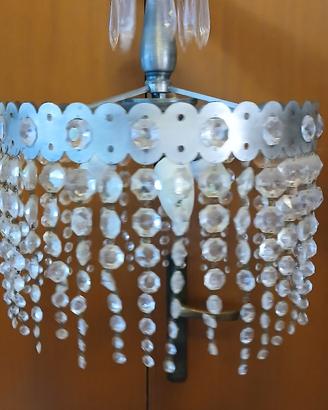 lampadario con cristalli pendenti