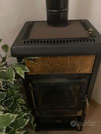 Stufa a legna Anselmo Cola 3210 ghisa e ceramica