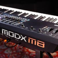Yamaha MODX M8 (sigillato) : Valuto solo permuta.