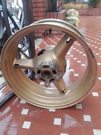  cerchio posteriore Suzuki  Gsxr  1000 ..k1