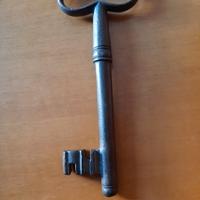 Grande chiave antica