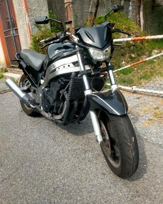 Suzuki gsx 1100 f
