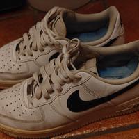 Nike Air Force bianche e nere EUR 42