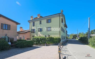 Appartamento su più livelli con torretta esclusiva