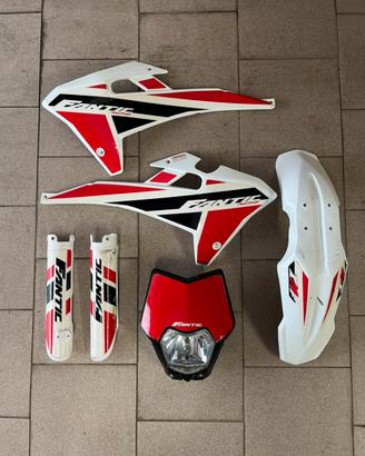 Plastiche + Faro + Grafiche   Fantic XMF 125