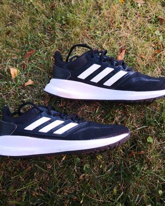 Scarpette ADIDAS da running 