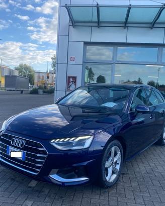 AUDI A4 Avant 35 TDI/163 CV S tronic Business
