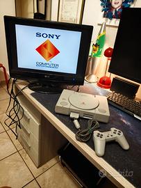 Console Sony PlayStation 1 PS1 con controller cavi