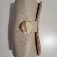 portagioie arrotolato da viaggio