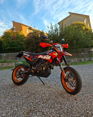 KTM 690 SMC 2011 – 38.520 km