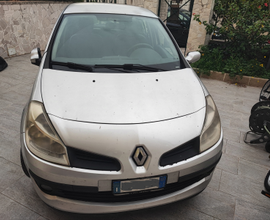 Renault Clio 3 1.5 dci