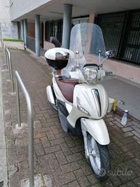 Piaggio Beverly 300 – 2013 – 20.000 km – Bauletto