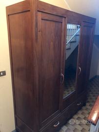 Armadio antico
