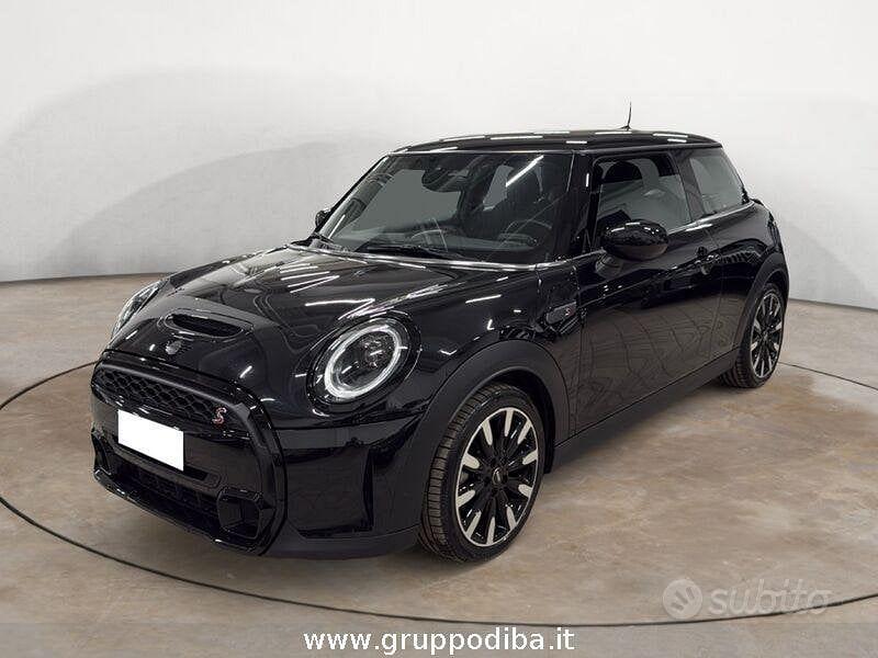 MINI Mini 5ª serie (F66)