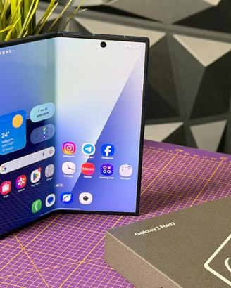 Samsung Galaxy Z Fold 7 + cover