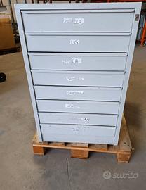 cassettiera in metallo per magazzini