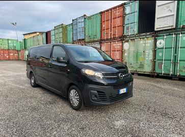 Opel Vivaro 1.5 dci 9 posti passo lungo