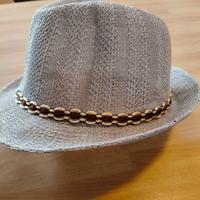 Cappello estivo grigio chiaro