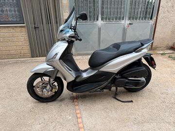 Beverly 350 a.b.s. asr sport turing