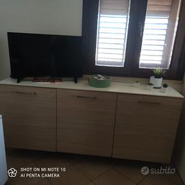 mobile tre ante per cucina o soggiorno 