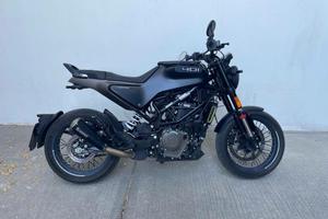 HUSQVARNA Svartpilen 401 4T my22