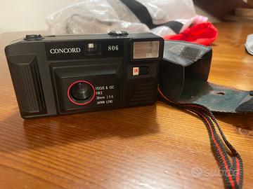 Fotocamera analogica 35mm, vintage, compatta,