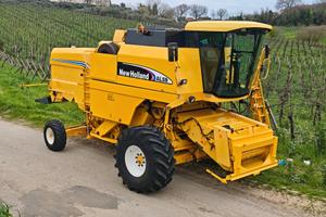 Mietitrebbia New Holland AL 59 Collina plus