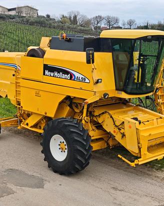 Mietitrebbia New Holland AL 59 Collina plus