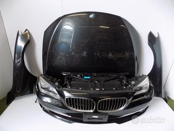 BMW 7 F01 02 Fari anteriori e cofano anteriore Par