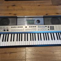 Yamaha PSR E443