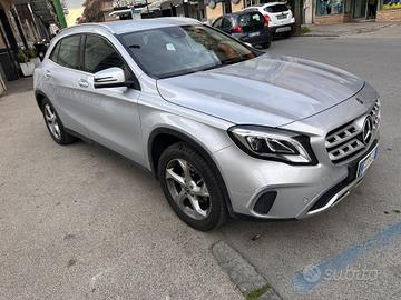 Mercedes-benz GLA 200 d Automatic Sport