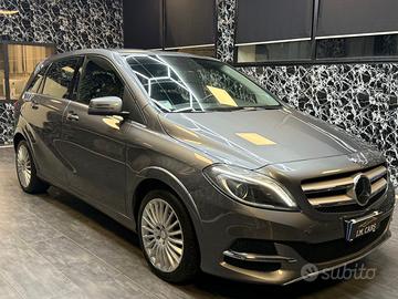 Mercedes-benz B 200 NGD Premium