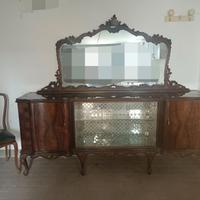 Mobile sala vintage con specchiera