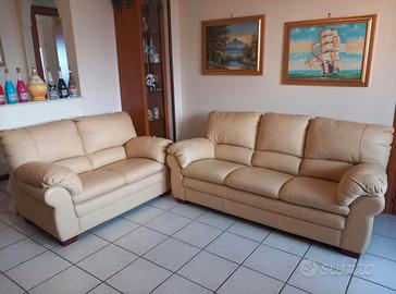Divani artigianali vera pelle