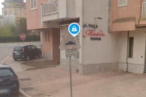 locale commerciale
