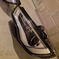 fanale faro SX Audi A3 8V 2015 Hella originale