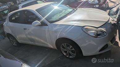 ALFA ROMEO GIULIETTA 2010-2013 1.6 JTDm-2 5 Porte
