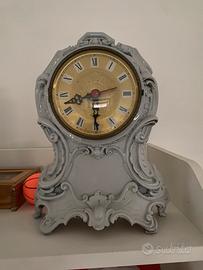 Orologio ta tavolo