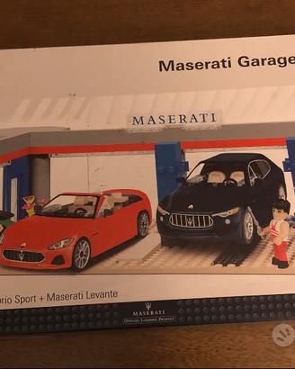 COBI Maserati Garage Set