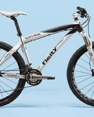 MTB full carbon