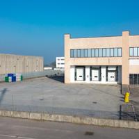 CAPANNONE A PESCAROLO ED UNITI