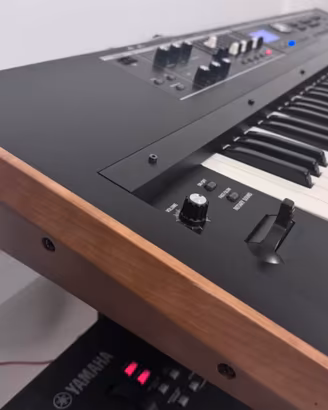 Roland Vr 730 combo