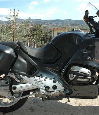 B.M.W.  R 1100  RT