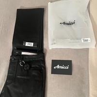 Jeans in pelle,  Amicci