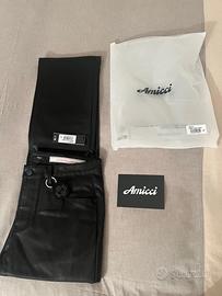 Jeans in pelle,  Amicci